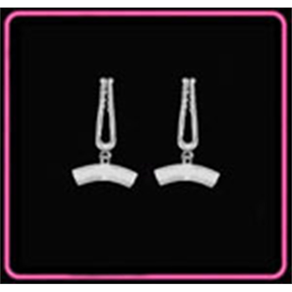 Glow Earing (Includes Glow Sticks) 2